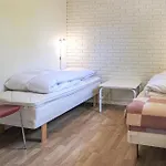 3 Bedroom Beautiful Home In Nexo