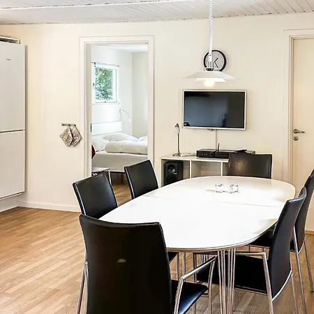3 Bedroom Beautiful In * Neksø