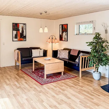 Prázdninový dům 3 Bedroom Beautiful In